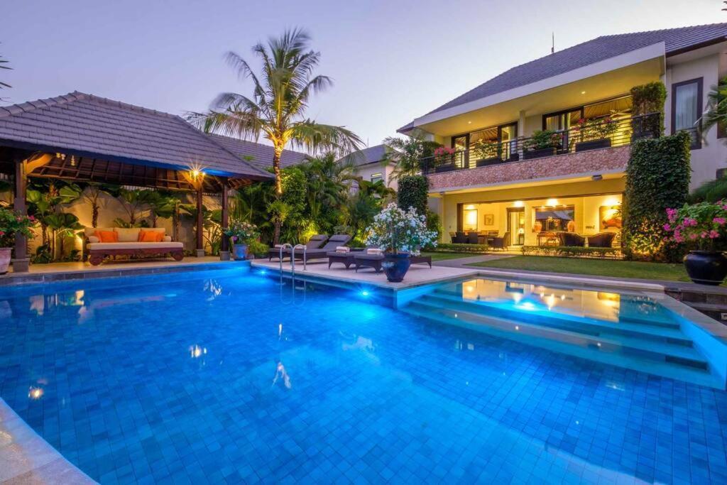 Kejora Beachfront Estate Sanur -Stunning Villa Eleven Eksteriør billede